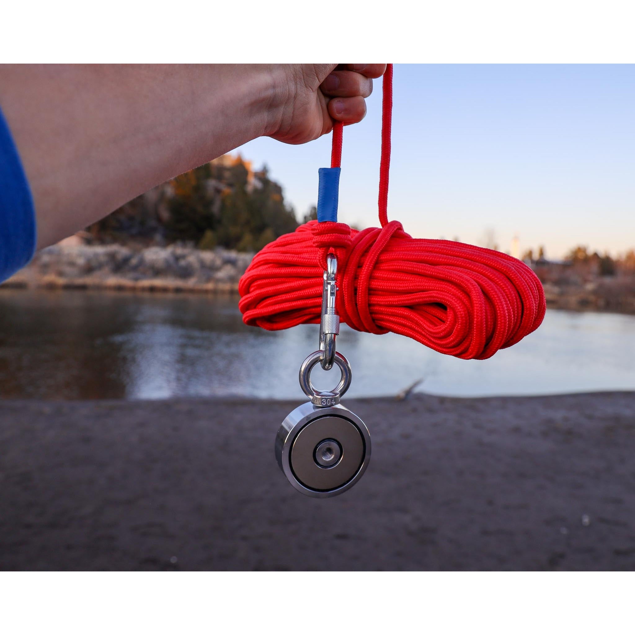 1,200 LBS 2-In-1 PULL FISHING MAGNET