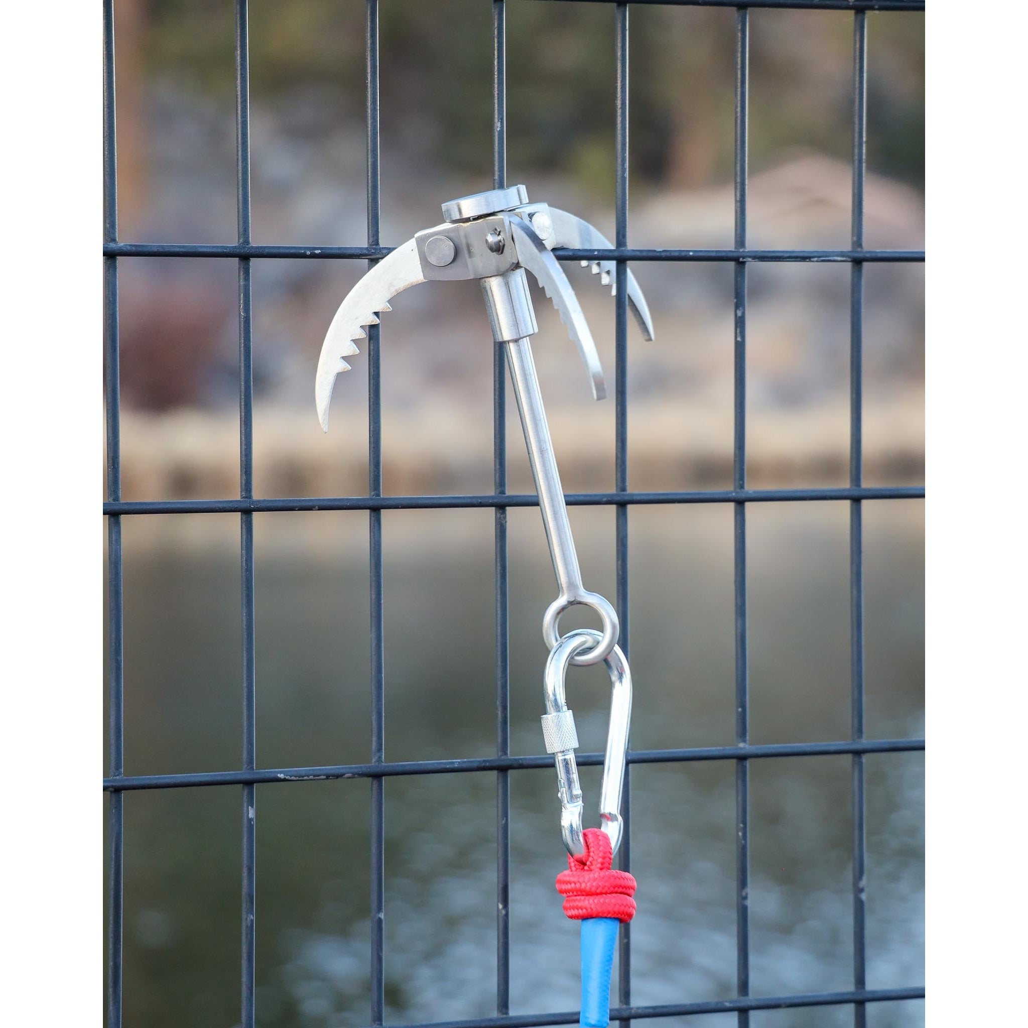 2,600 lbs 2-in-1 Pull Fishing Fishing Magnet with Folding Grappling Hook